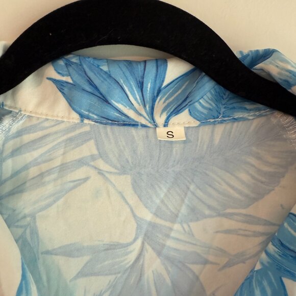 Blue Hawaiian Camp Button-Down Short Sleeve Shirt - Picture 6 of 9